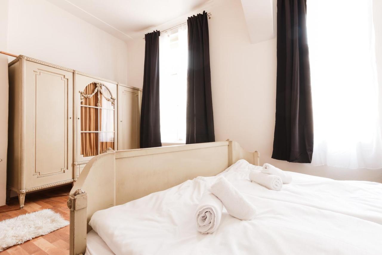 Prague Days - Stylish New Town Apartments Buitenkant foto