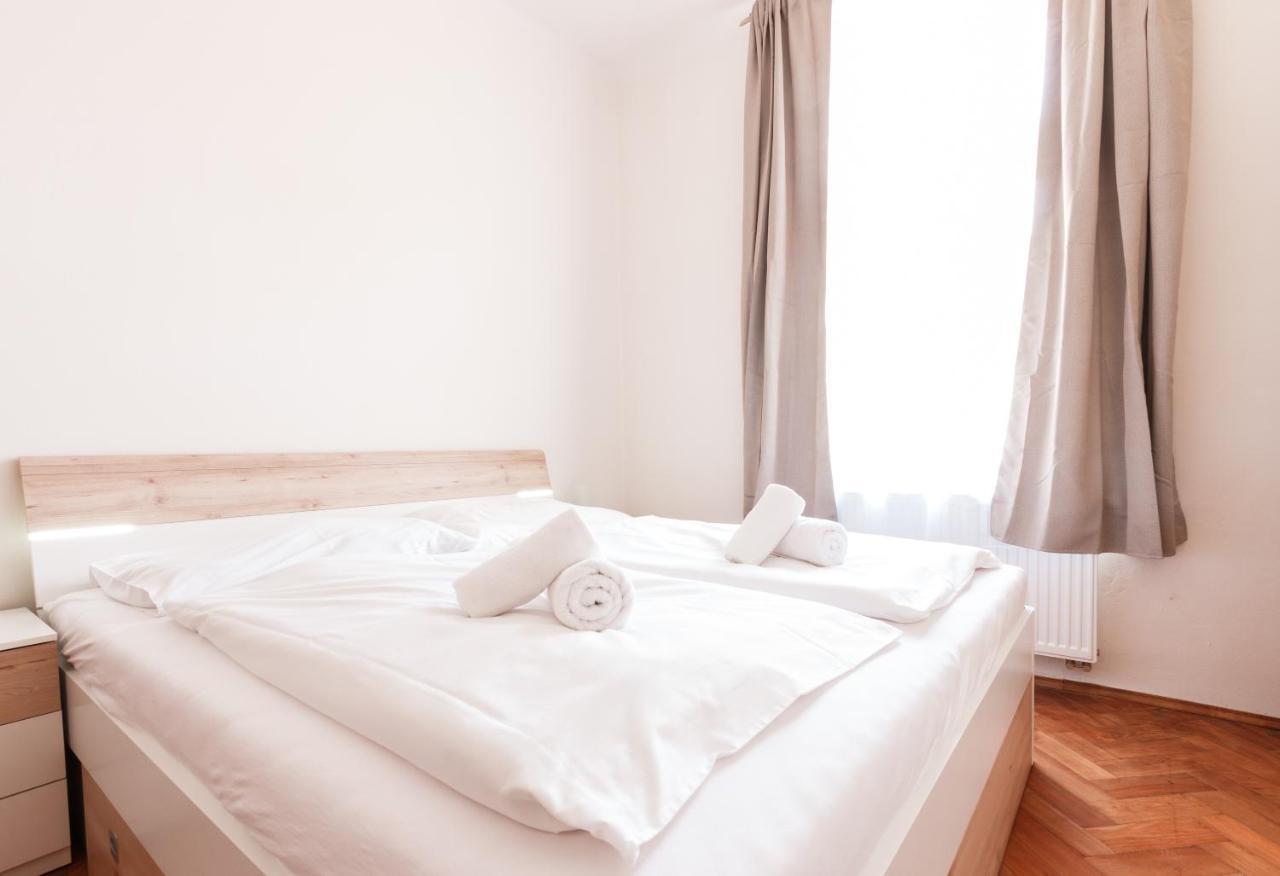 Prague Days - Stylish New Town Apartments Buitenkant foto
